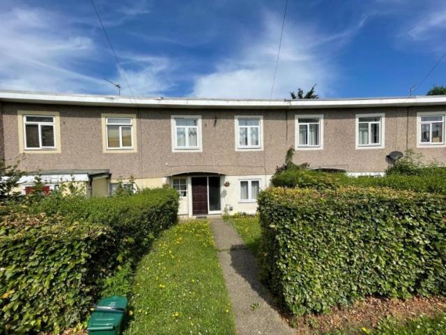 5 bedroom Terraced House To Let