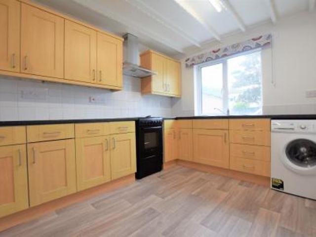 5 bedroom Terraced House To Let