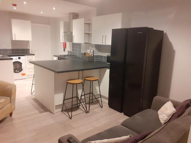 5 bedroom Terraced House To Let