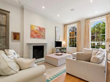5 bedroom terraced house to rent