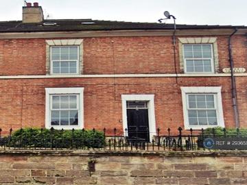 5 bedroom terraced house to rent