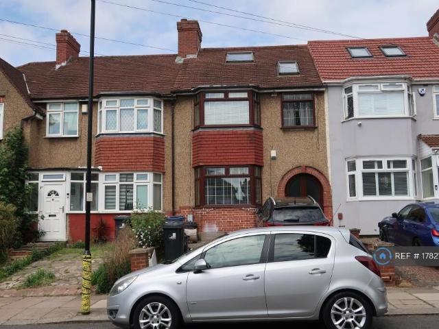 5 bedroom terraced house to rent