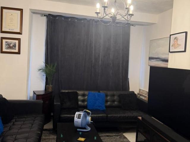 5 bedroom terraced house to rent