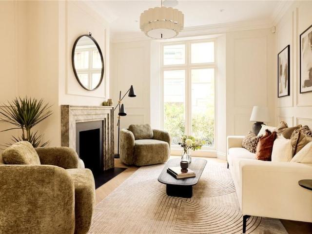 5 bedroom terraced house to rent