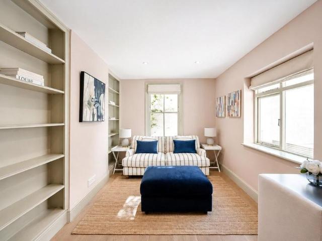 5 bedroom terraced house to rent