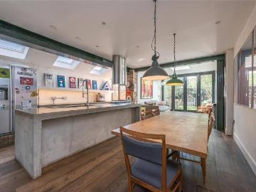 Brondesbury Park, London, Greater London