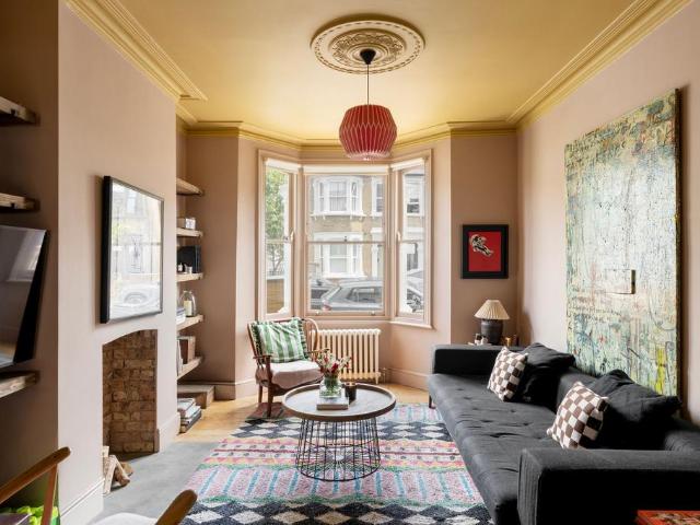 5 bedroom terraced house to rent
