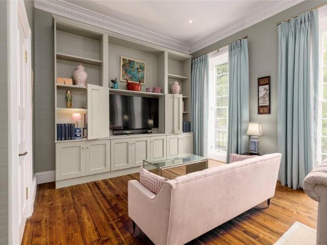 5 bedroom terraced house to rent