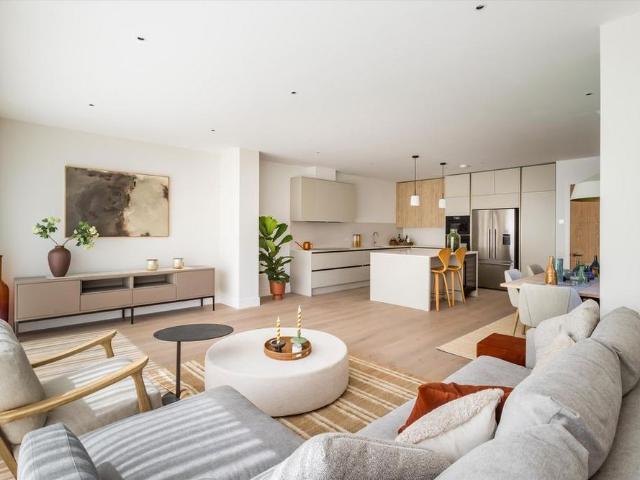 5 bedroom terraced house to rent