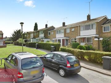 5 bedroom terraced house to rent