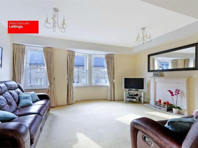 5 bedroom terraced house to rent