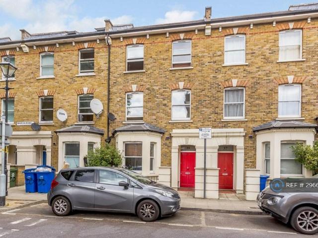 5 bedroom terraced house to rent