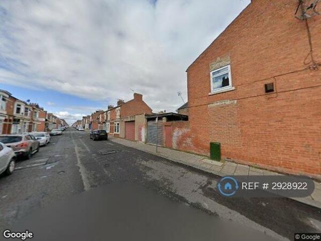 5 bedroom terraced house to rent