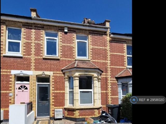 5 bedroom terraced house to rent