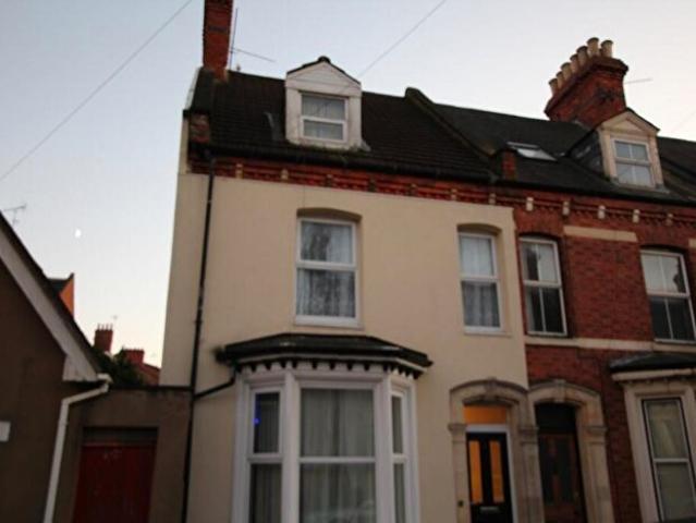 5 Bedroom Terraced House To Rent In Agnes Road, Northampton, NN2