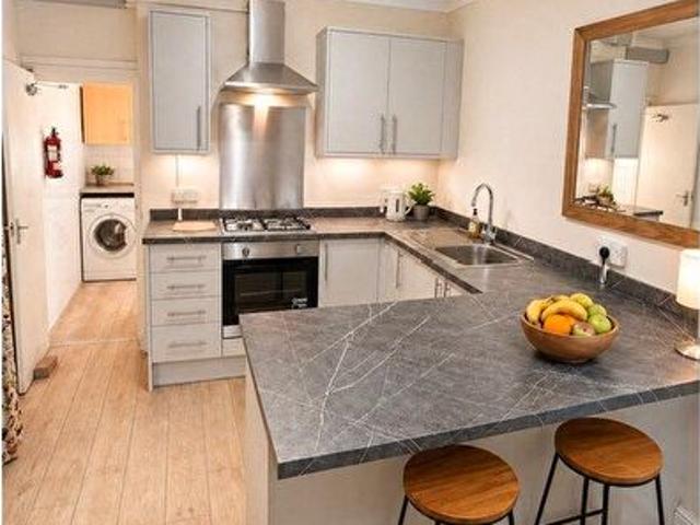 5 Bedroom Terraced House To Rent In Hanover Street, Swansea, SA1