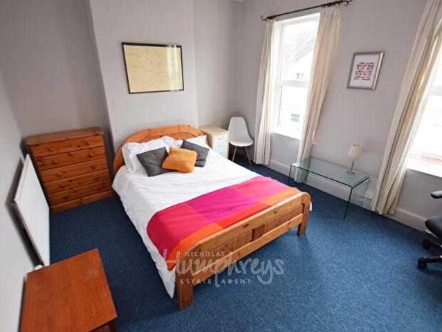 5 Bedroom Terraced House To Rent In Lutterworth Road, Abington, Northampton, NN1