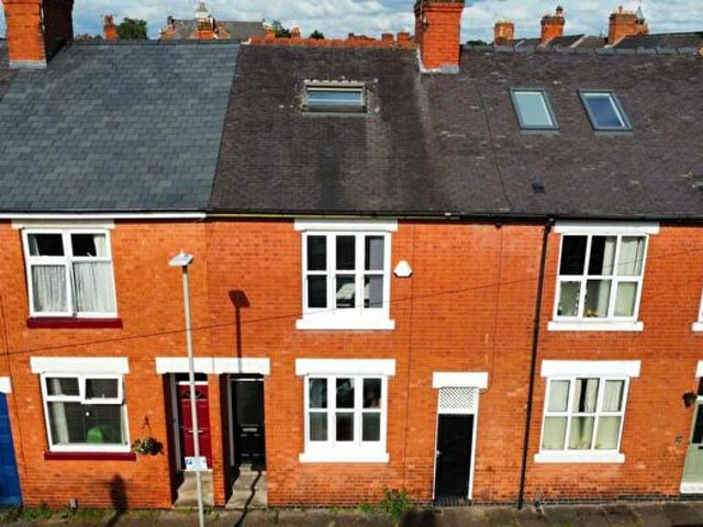 5 Bedroom Terraced House To Rent In Lytham Road, Leicester, LE2