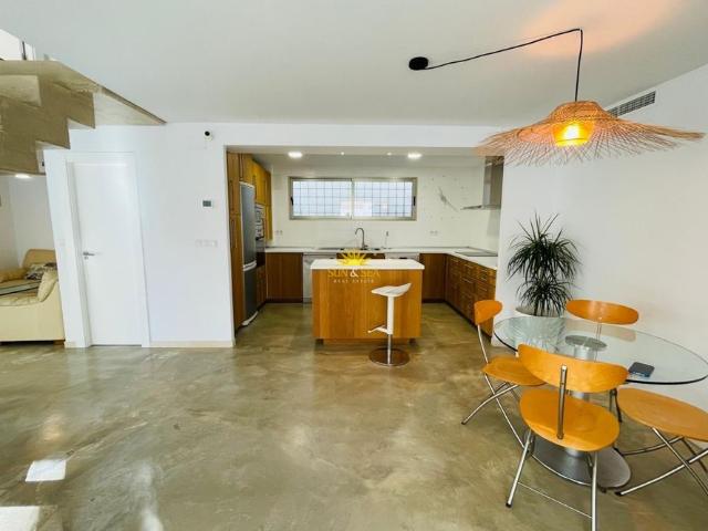 5 BEDROOM VILLA ALICANTE