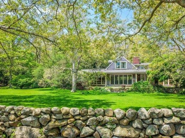 5 bedroom, Vineyard Haven MA 02568 105628778