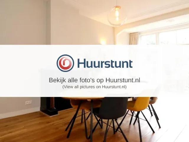 5 bedrooms Appartement Surface Area: 160m2