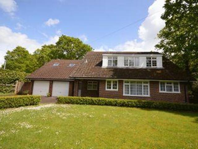 5 Bedrooms Detached house for rent in Durfold Wood, Plaistow, Billingshurst RH14