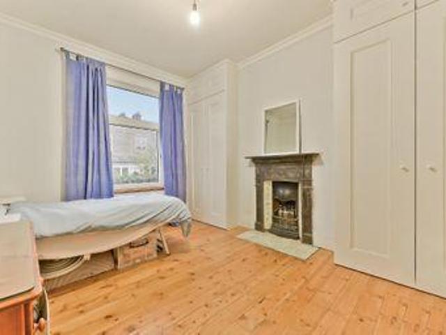 5 Bedrooms Detached house for rent in Elmfield Road, Balham, London SW17