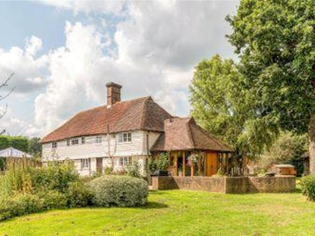 5 Bedrooms Detached house for sale in Marringdean Road, Billingshurst, West Sussex RH14
