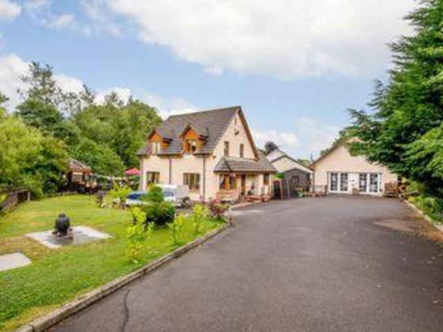 5 Bedrooms Detached house for sale in Milton, Lesmahagow, Lanark ML11