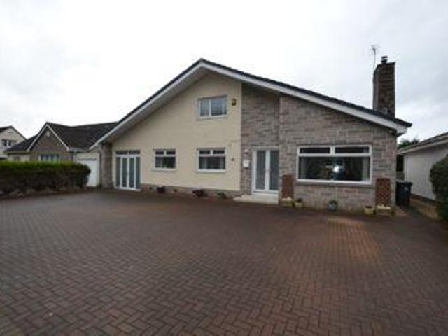 5 Bedrooms Detached house for sale in Berry Drive, Irvine, North Ayrshire KA12