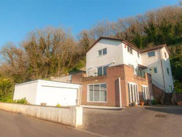 5 Bedrooms Detached house for sale in Kewstoke Road, Kewstoke, Weston Super Mare BS22