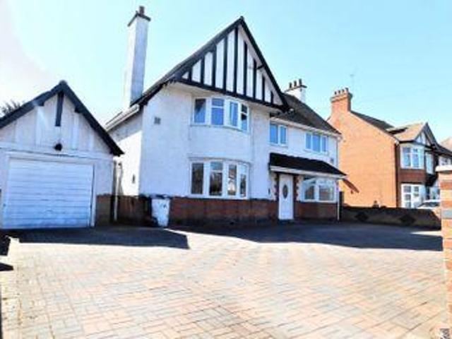 5 Bedrooms Detached house for sale in Scraptoft Lane, Leicester LE5