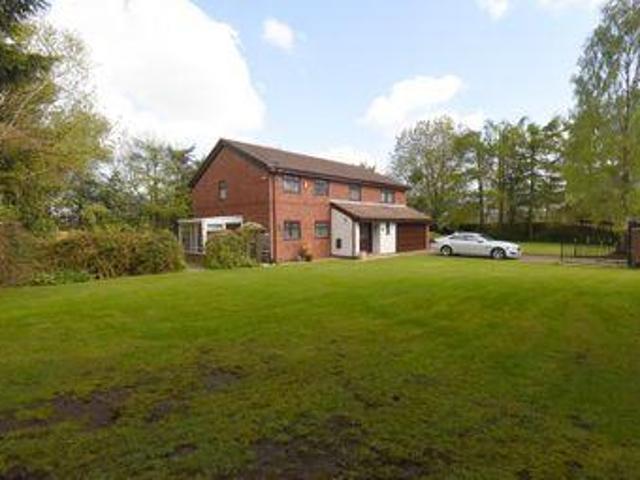 5 Bedrooms Detached house for sale in Vincent Court, Blackburn BB2