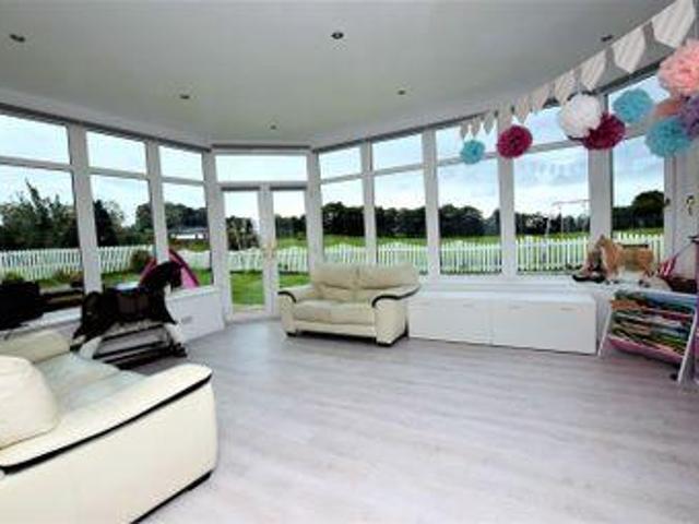 5 Bedrooms Detached house for sale in Wilsons Road, Motherwell ML1