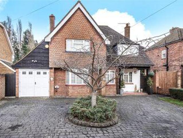 5 Bedrooms Detached house for sale in Wood Lane Close, Iver Heath, Buckinghamshire SL0