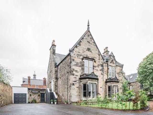 5 Bedrooms Flat for sale in 26A, Carlyle Road, Kirkcaldy KY1