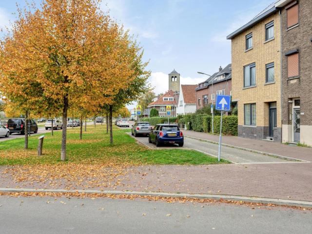 5 bedrooms Huurwoning Surface Area: 175m2