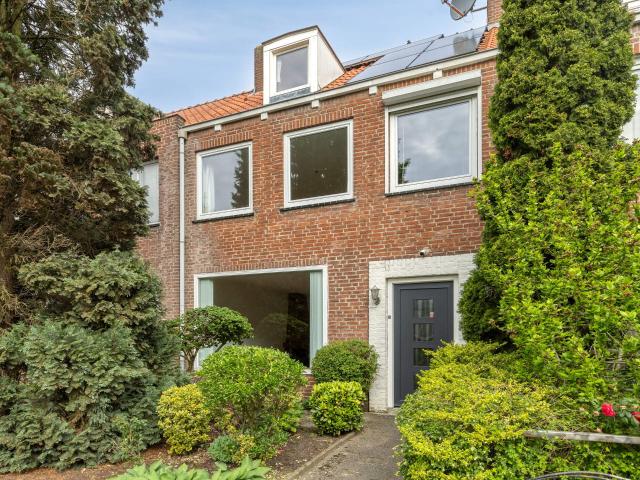5 bedrooms Huurwoning Surface Area: 119m2