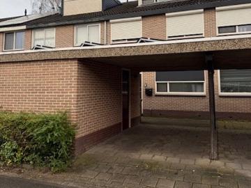 5 bedrooms Huurwoning Surface Area: 120m2