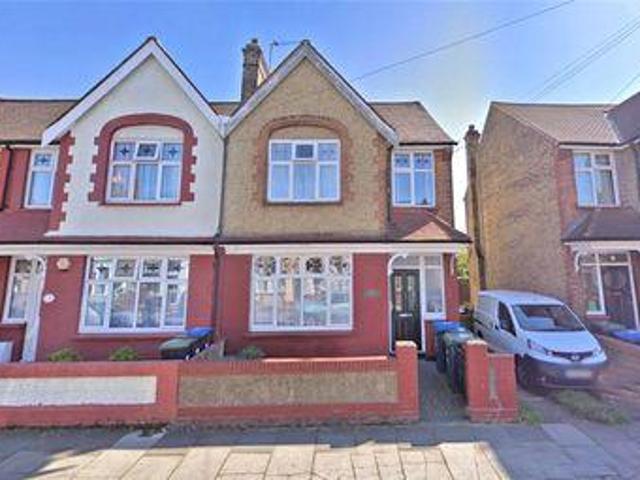 5 Bedrooms Semi detached house for rent in Winchester Road, London N9