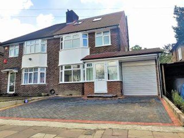 5 Bedrooms Semi detached house for sale in Stag Lane, Edgware HA8