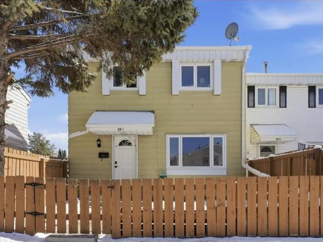 5 Bedrooms Townhouse | Finished Basement | Near WEM