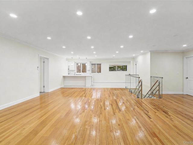 5 Bellingham Lane