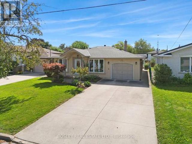 5 Bendingroad Crescent, St. Catharines Lakeport, ON, L2N 5R4 house for sale | Listing ID X13780 | Royal LePage