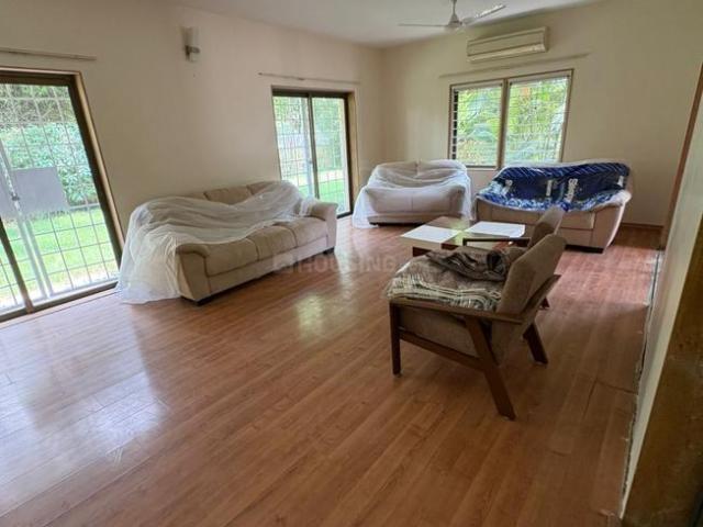 5 BHK Villa in Thaltej for rent Ahmedabad. The reference number is 19899714