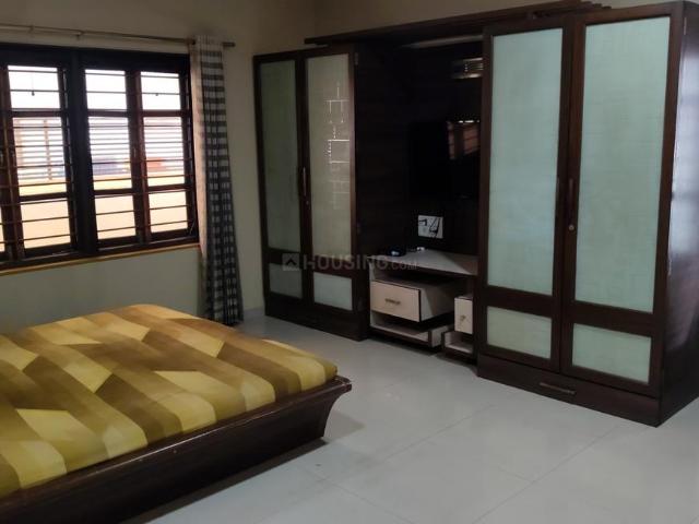 5 BHK Villa in Thaltej for resale Ahmedabad. The reference number is 18731469