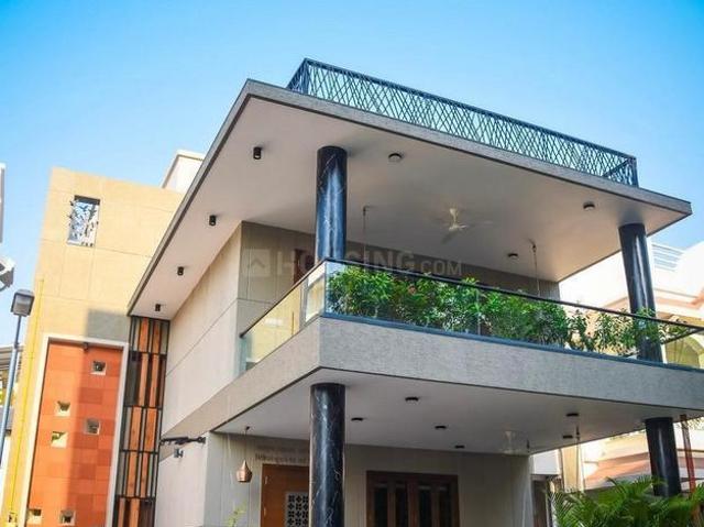 5 BHK Villa in Thaltej for resale Ahmedabad. The reference number is 20605422