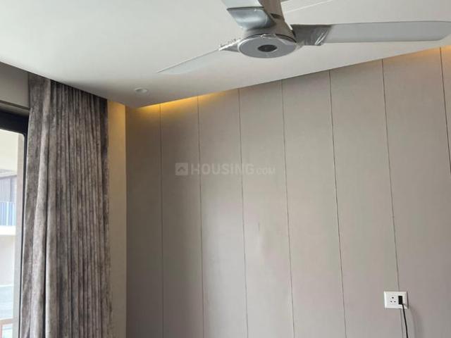 5 BHK Villa in Vaishno Devi Circle for resale Ahmedabad. The reference number is 19585144
