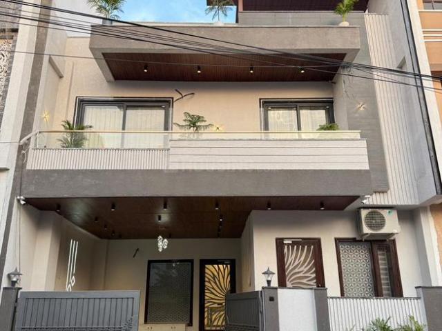 5 BHK Villa in Vaishali Nagar Extension for resale Jaipur. The reference number is 21044329