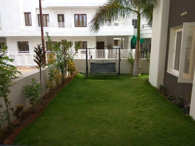 5 BHK Villa in Vasna for resale Vadodara. The reference number is 19816694